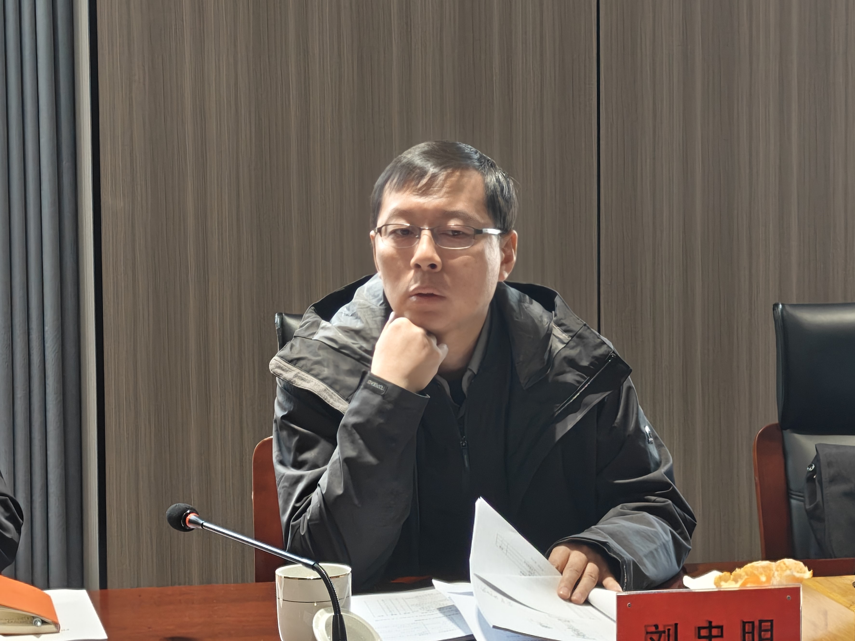 專家評(píng)審1.jpg